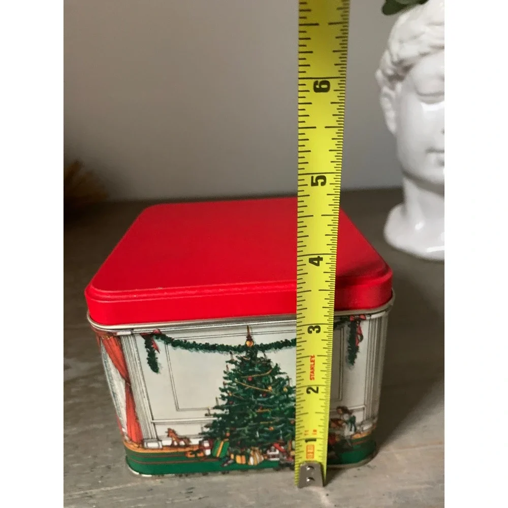 Vintage Potpourri Press Christmas Tin Victorian Holiday Scenes Red Lid USA Made